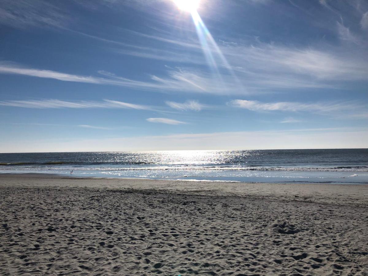 Modern Condo With Shared Pools,Hot Tubs, Walk To Beach & Plenty Of Golf! Myrtle Beach Esterno foto